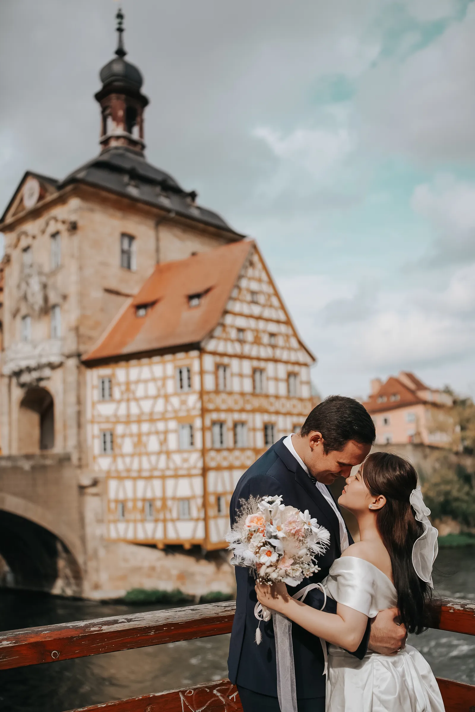 Bamberg Altstadt – Gassen, Brücken und Domplatz im Morgenlicht